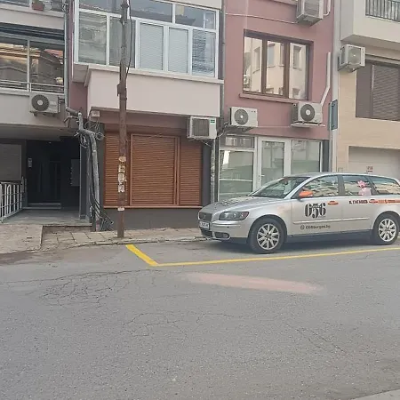 бургаски вечери Nights Apartmán Burgas City