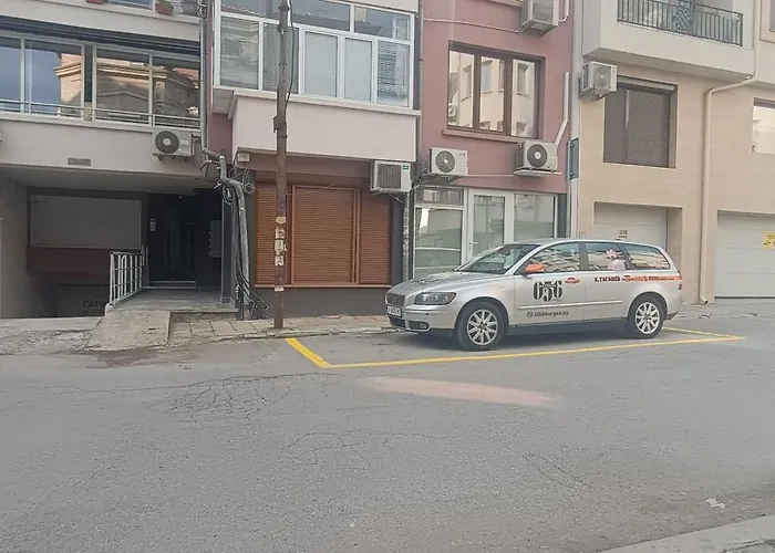 бургаски вечери Nights Апартамент Бургас